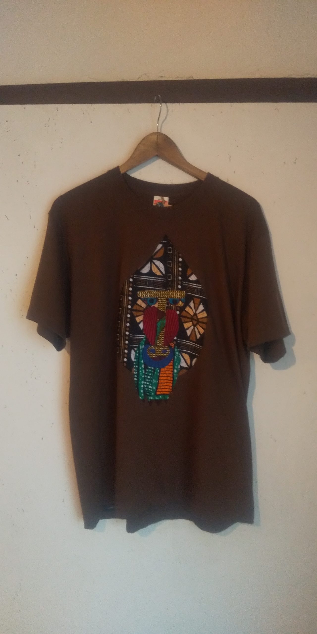 Tシャツ・マンドリル