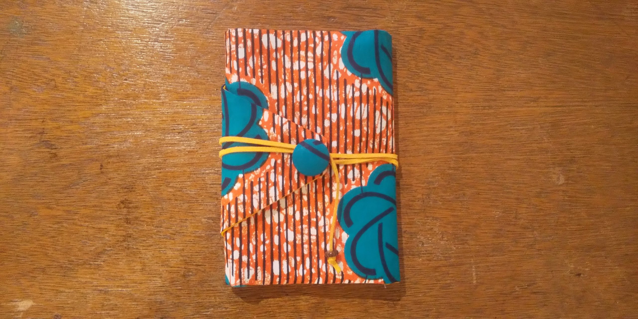 BOOKカバー・青い花